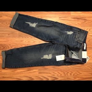 NWT distressed cropped “mom” jeans